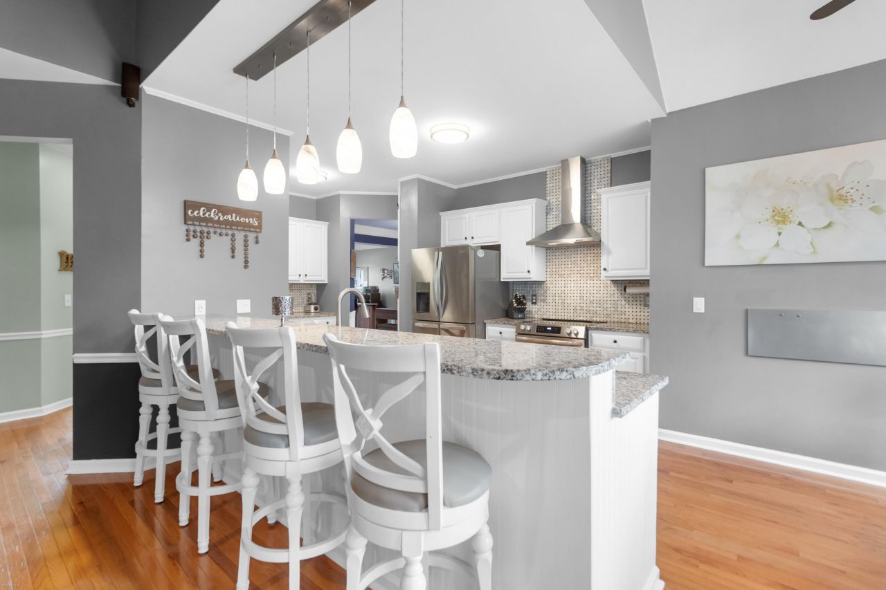 2713 Gaston Gate Photo 14