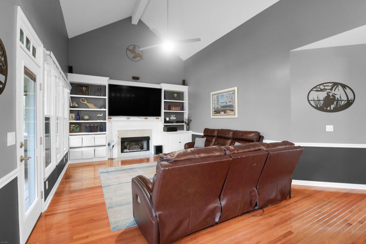 2713 Gaston Gate Photo 18