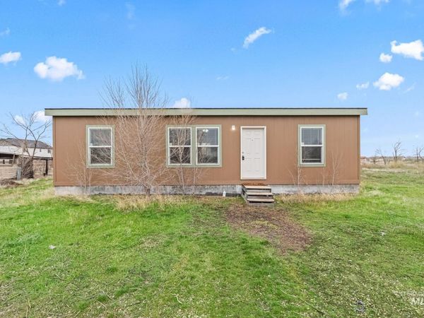 1700 SW Lilac Dr, Mountain Home, ID 83647