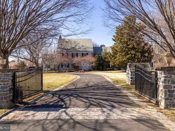 107 E MILL ROAD, FLOURTOWN, PA 19031