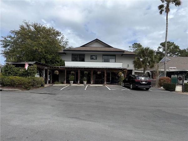 228 Redfern Village Drive, St. Simons Island, GA 31522