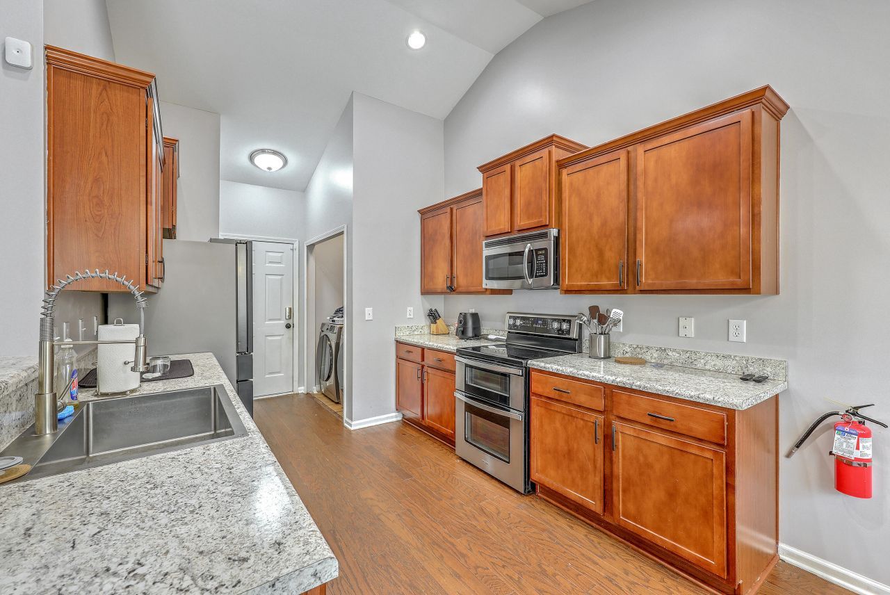 2626 Spivey Court Photo 14