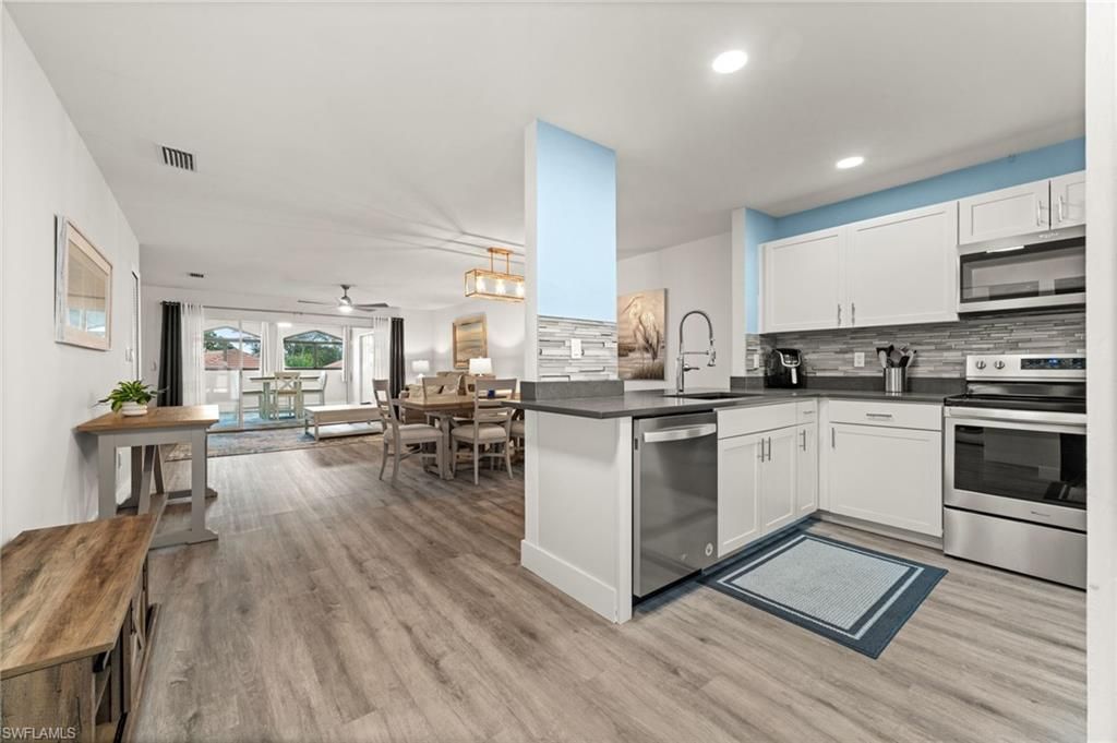 11921 Seabreeze Cove Ln, Unit 210, Fort Myers, FL 33908 Photo