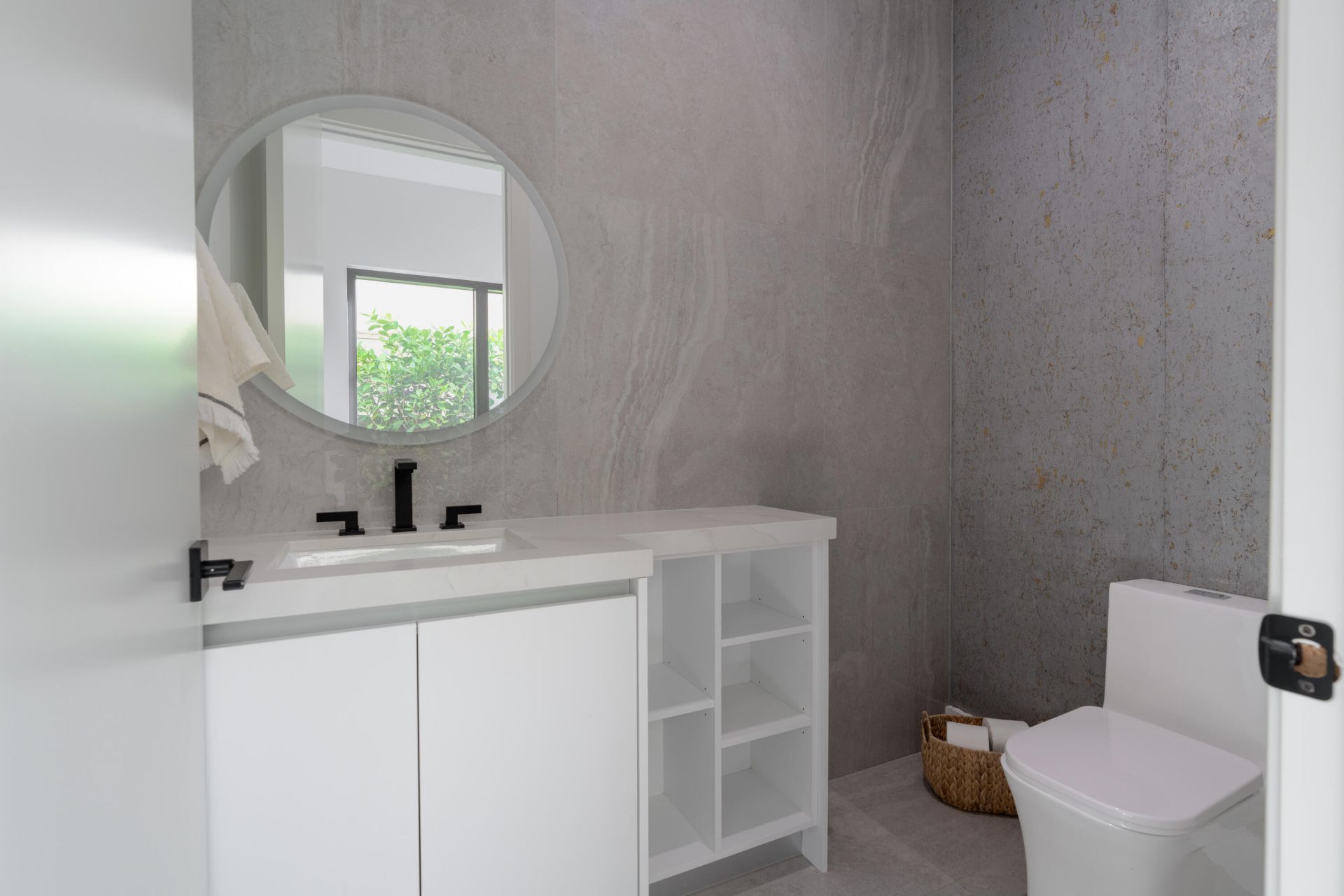 1123 NE 12th Avenue, Unit A, Fort Lauderdale, FL 33304 Photo