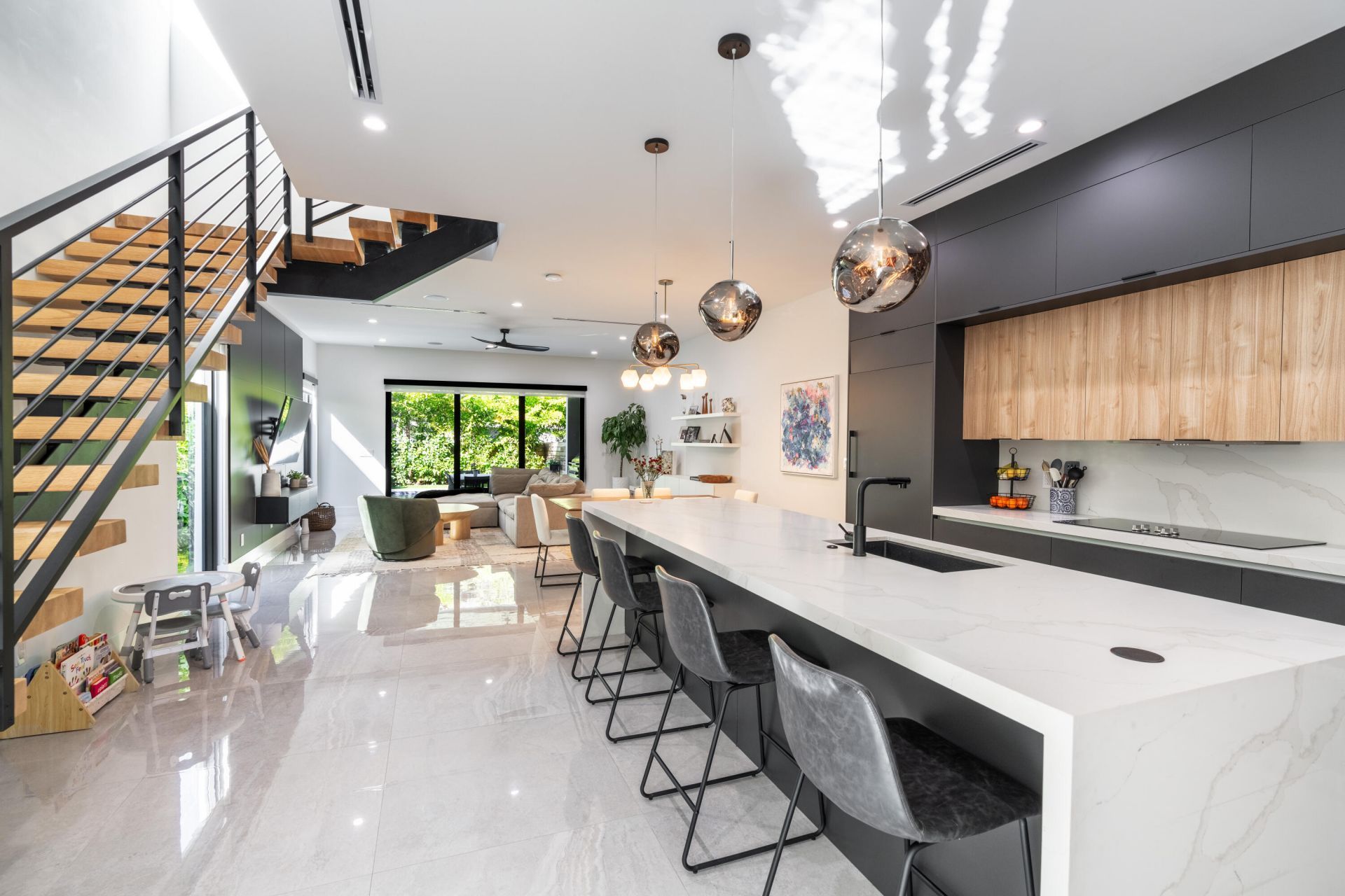 1123 NE 12th Avenue, Unit A, Fort Lauderdale, FL 33304 Photo