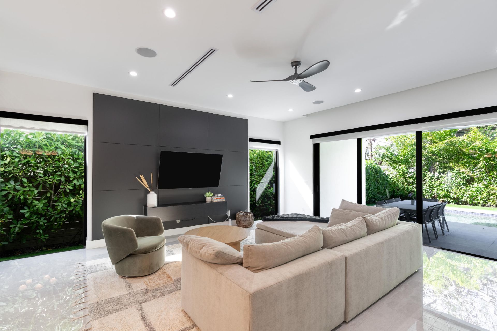 1123 NE 12th Avenue, Unit A, Fort Lauderdale, FL 33304 Photo