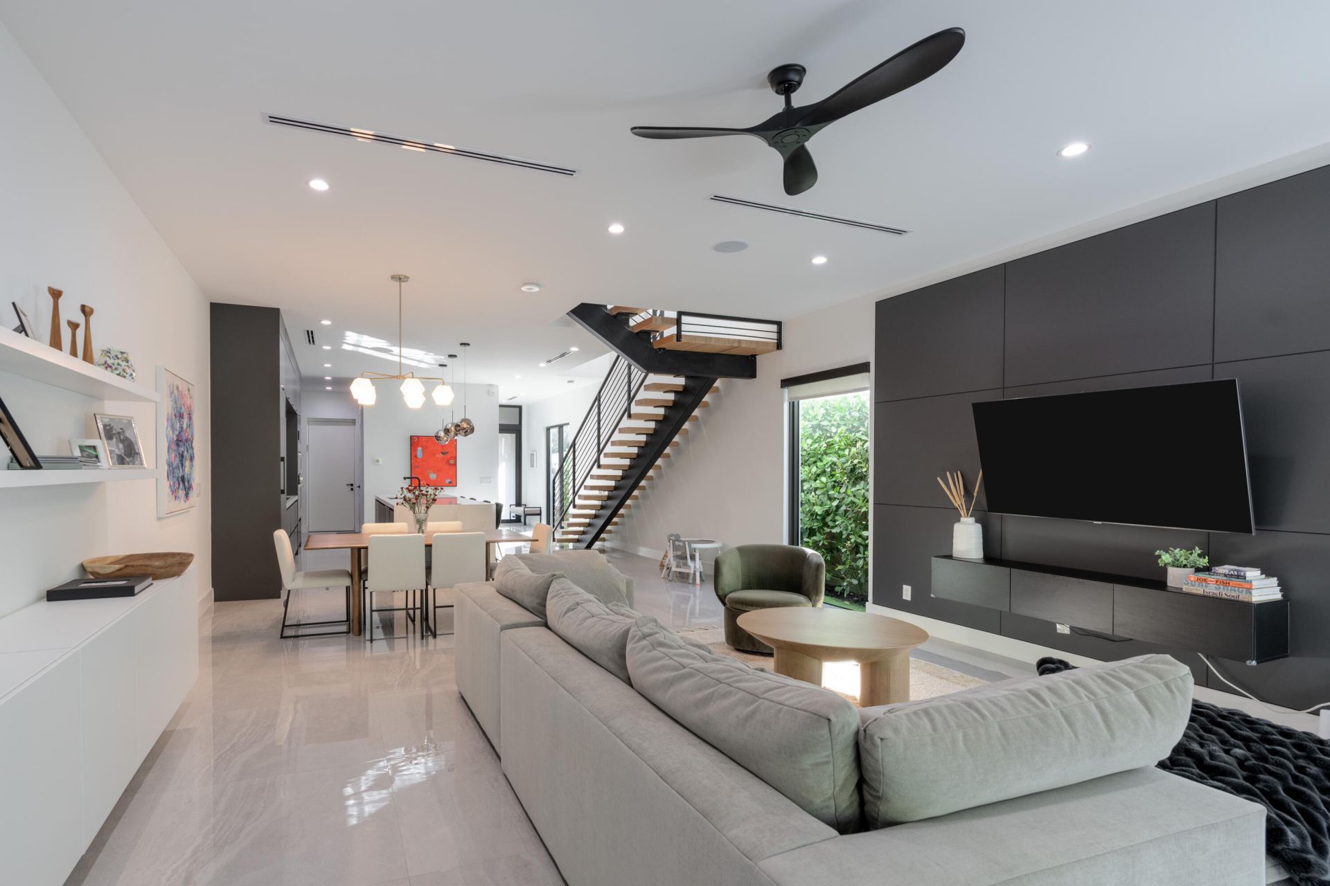 1123 NE 12th Avenue, Unit A, Fort Lauderdale, FL 33304 Photo