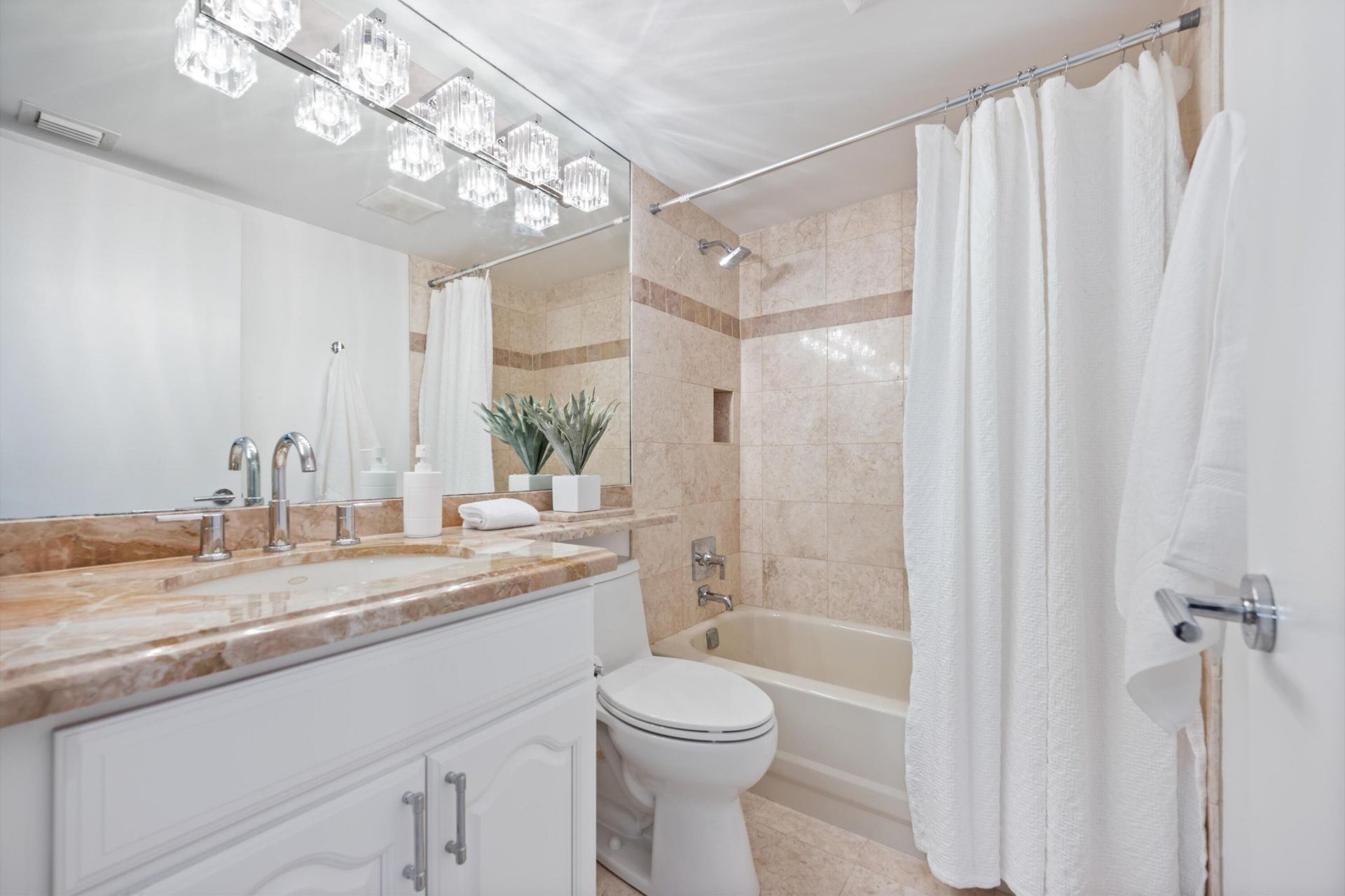 1401 S Ocean Boulevard, Unit 1010, Boca Raton, FL 33432 Photo