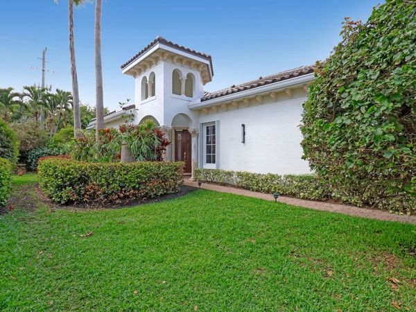 104 Renaissance Drive, North Palm Beach, FL 33410