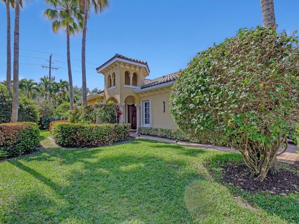 104 Renaissance Drive, North Palm Beach, FL 33410