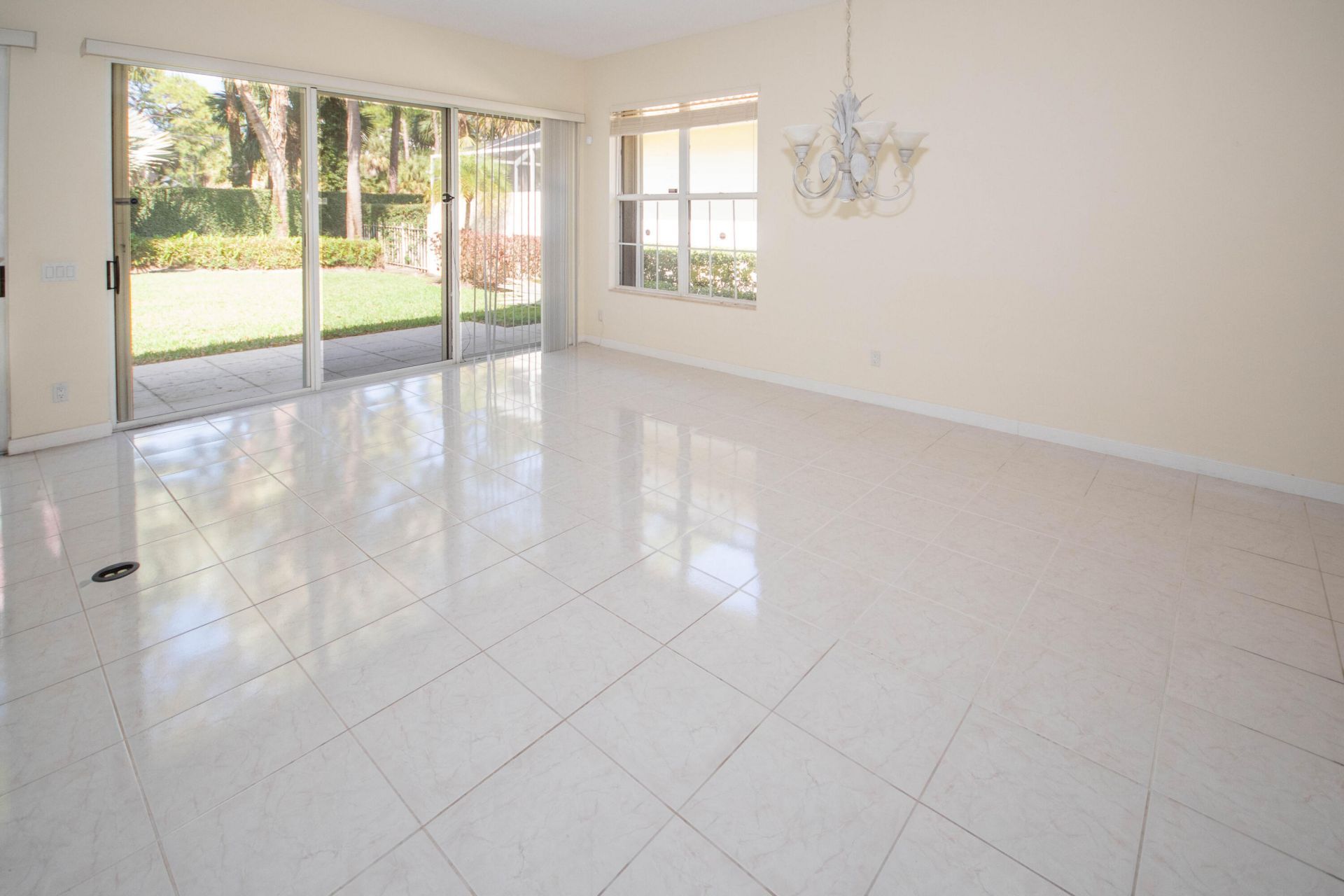 199 E Tall Oaks Circle, Palm Beach Gardens, FL 33410 Photo