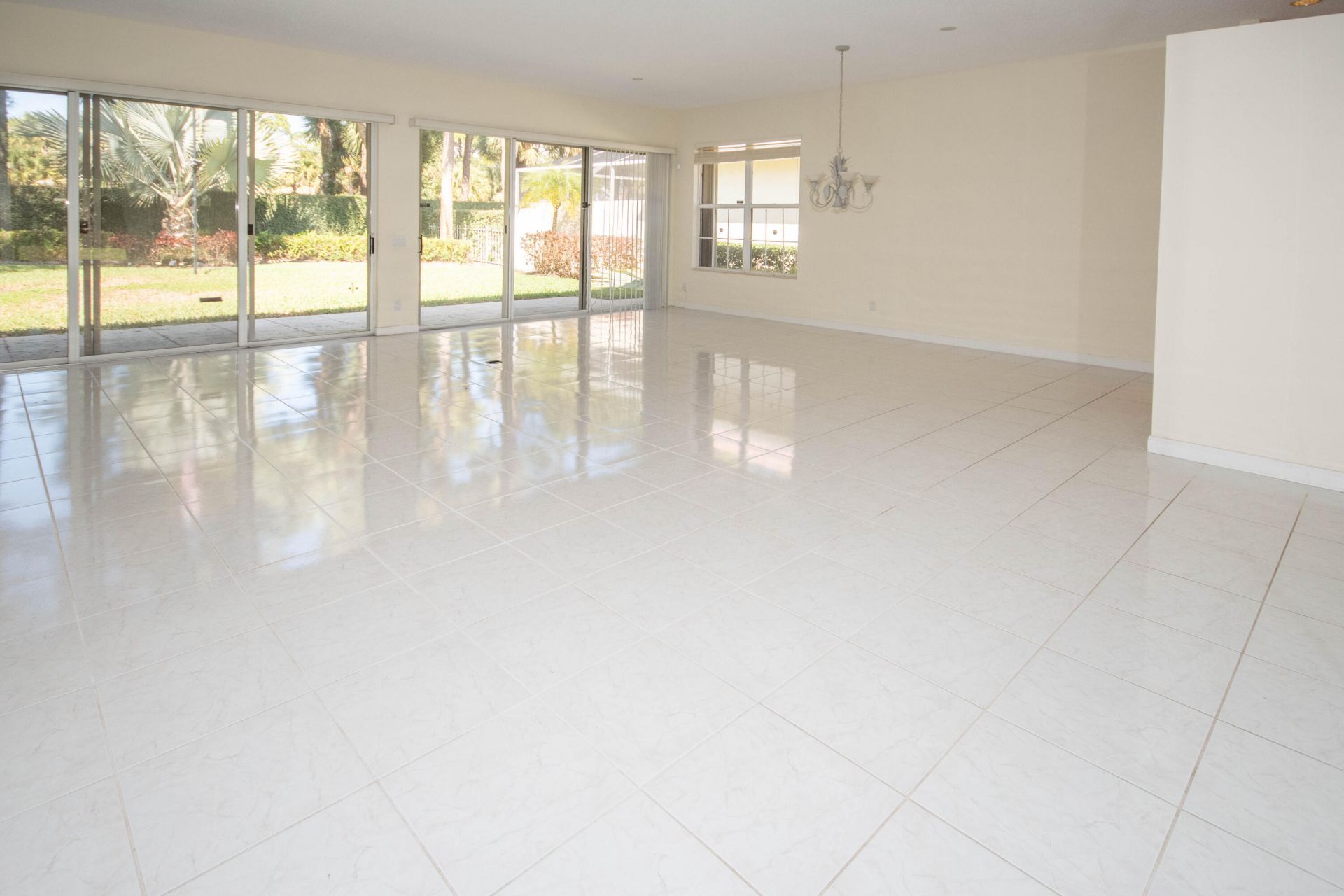 199 E Tall Oaks Circle, Palm Beach Gardens, FL 33410 Photo