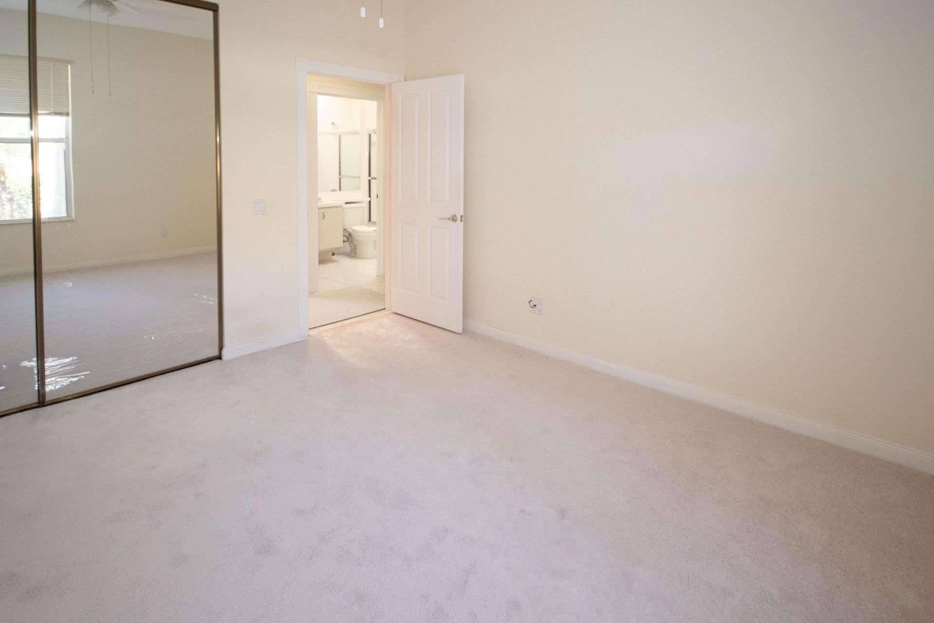 199 E Tall Oaks Circle, Palm Beach Gardens, FL 33410 Photo