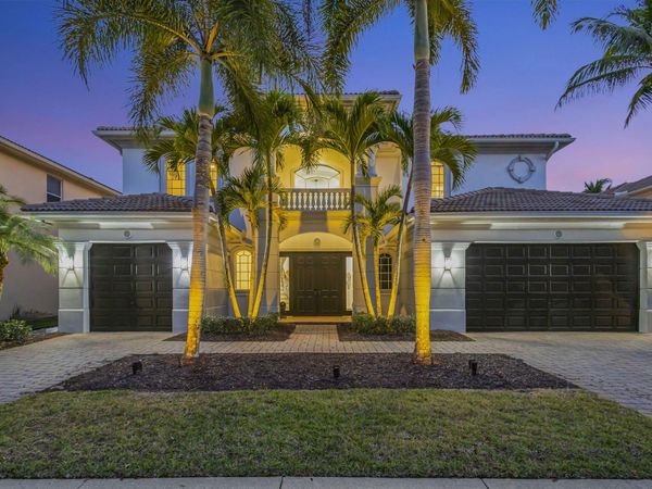533 Edgebrook Lane, Royal Palm Beach, FL 33411