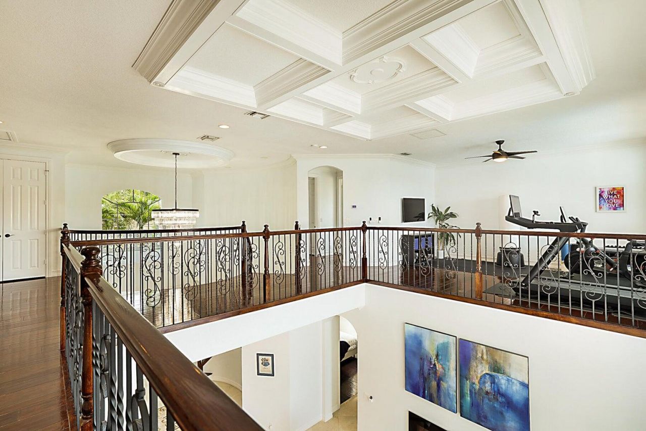 533 Edgebrook Lane, West Palm Beach, FL 33411 Photo