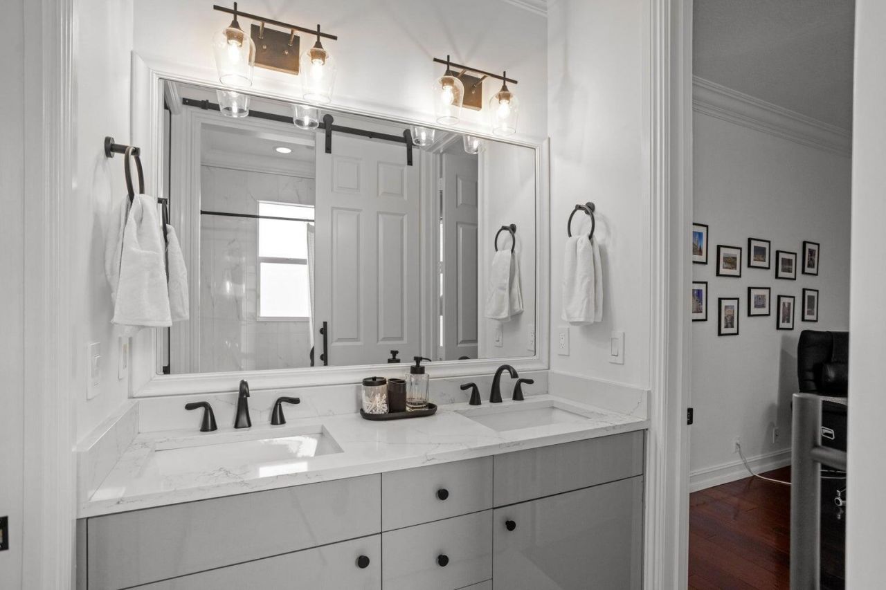 533 Edgebrook Lane, West Palm Beach, FL 33411 Photo