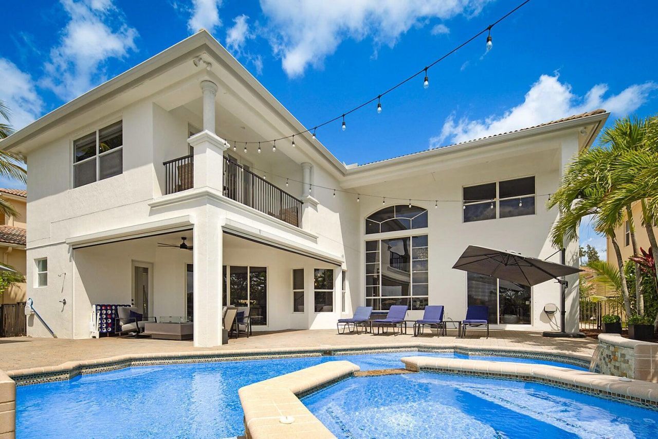 533 Edgebrook Lane, West Palm Beach, FL 33411 Photo