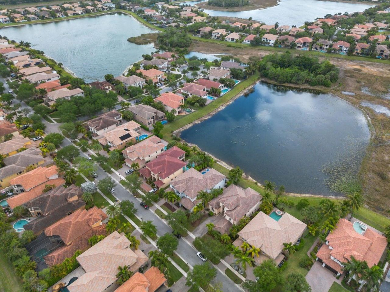 533 Edgebrook Lane, West Palm Beach, FL 33411 Photo