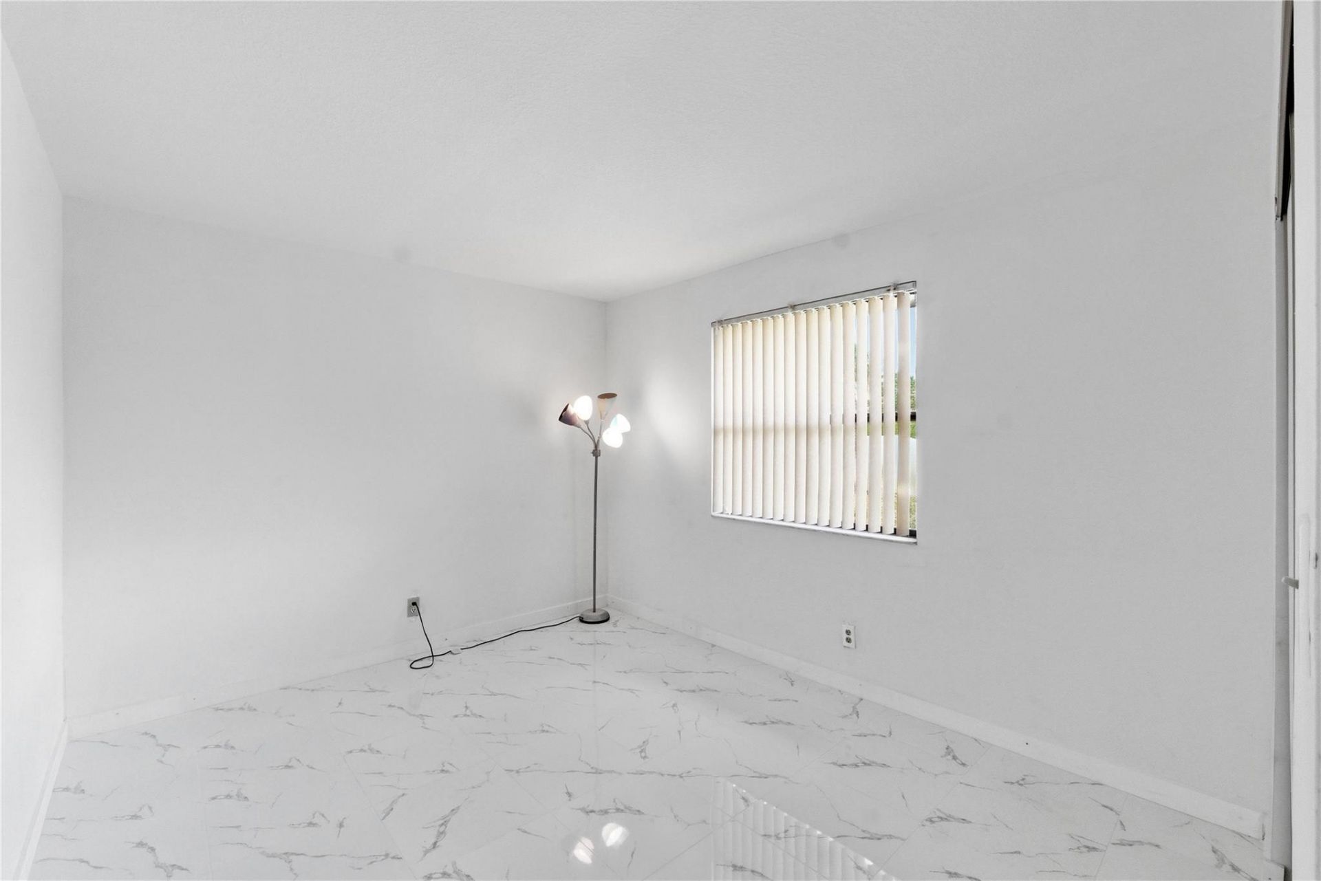 7520 NW 88th Terrace, Tamarac, FL 33321 Photo