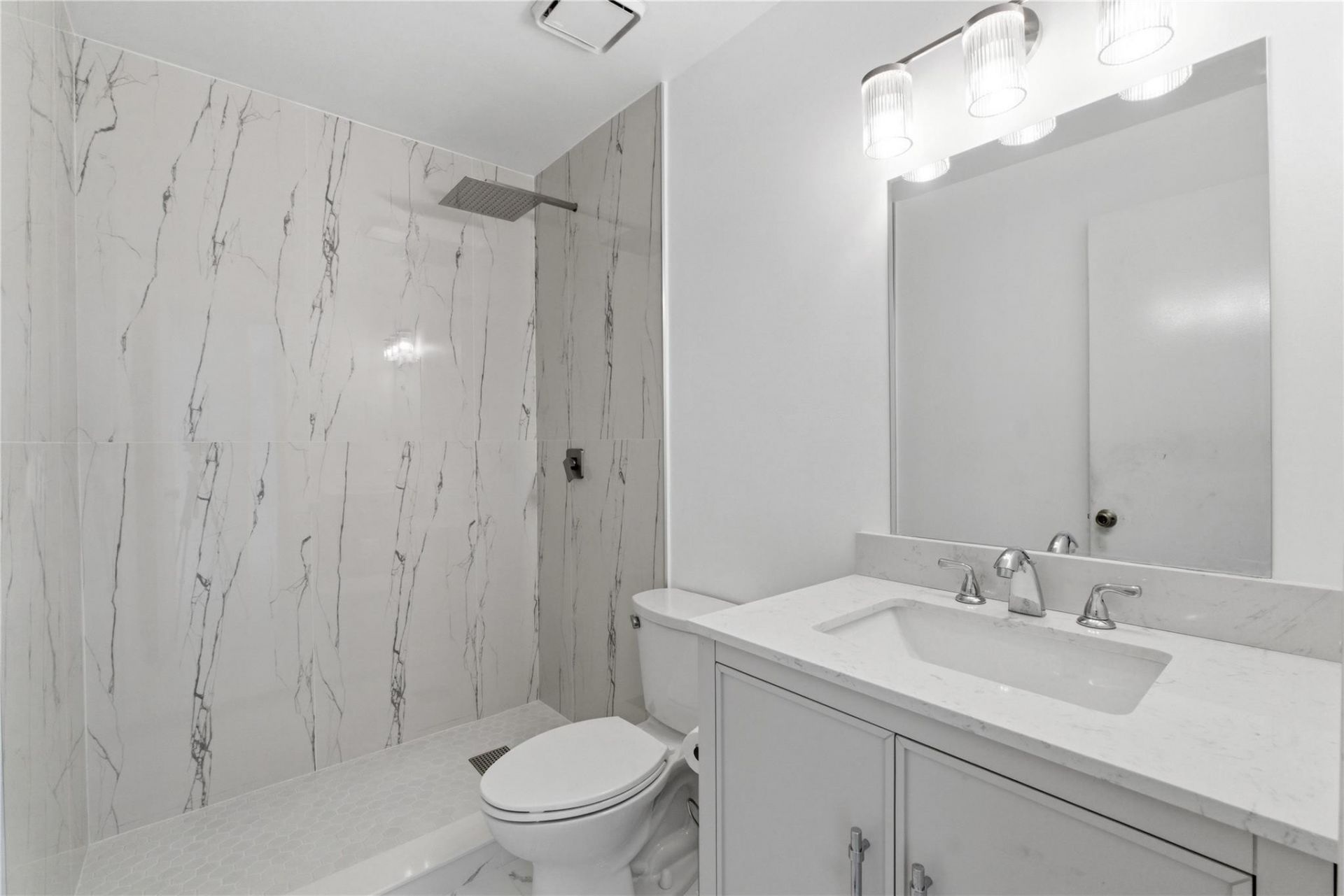 7520 NW 88th Terrace, Tamarac, FL 33321 Photo