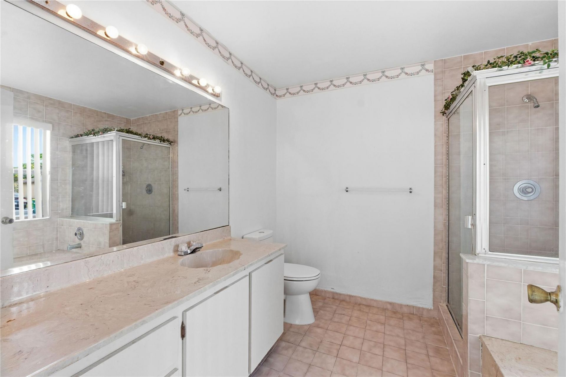 7520 NW 88th Terrace, Tamarac, FL 33321 Photo