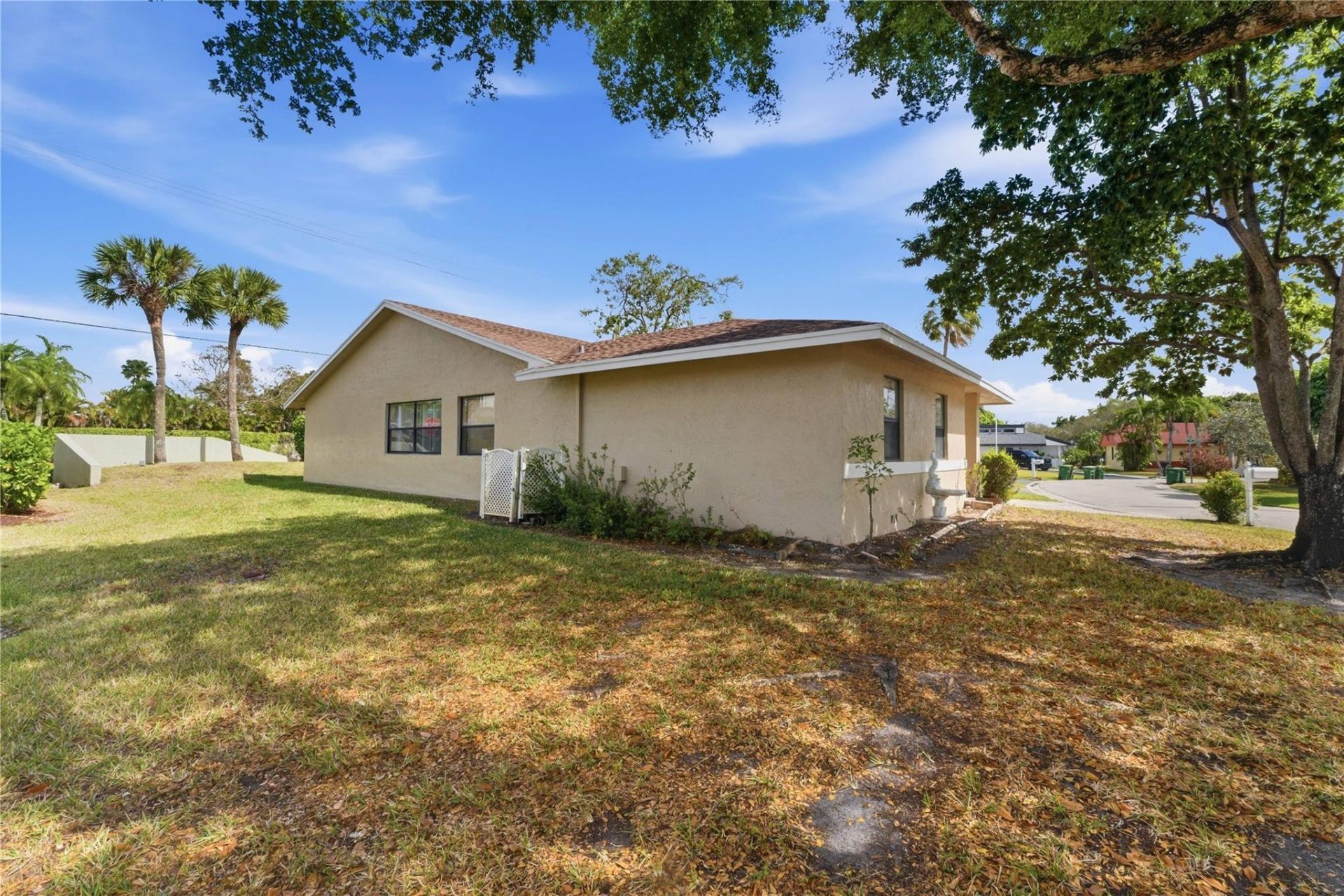 7520 NW 88th Terrace, Tamarac, FL 33321 Photo