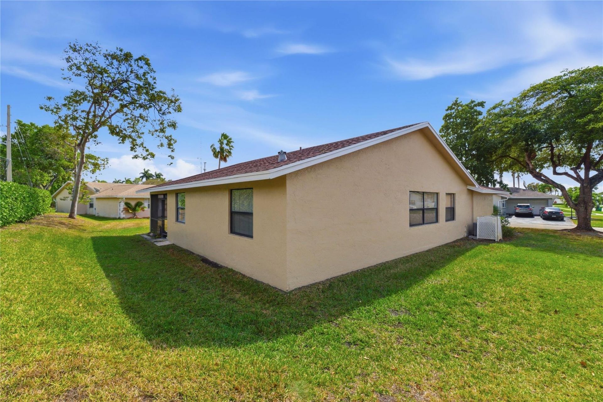 7520 NW 88th Terrace, Tamarac, FL 33321 Photo