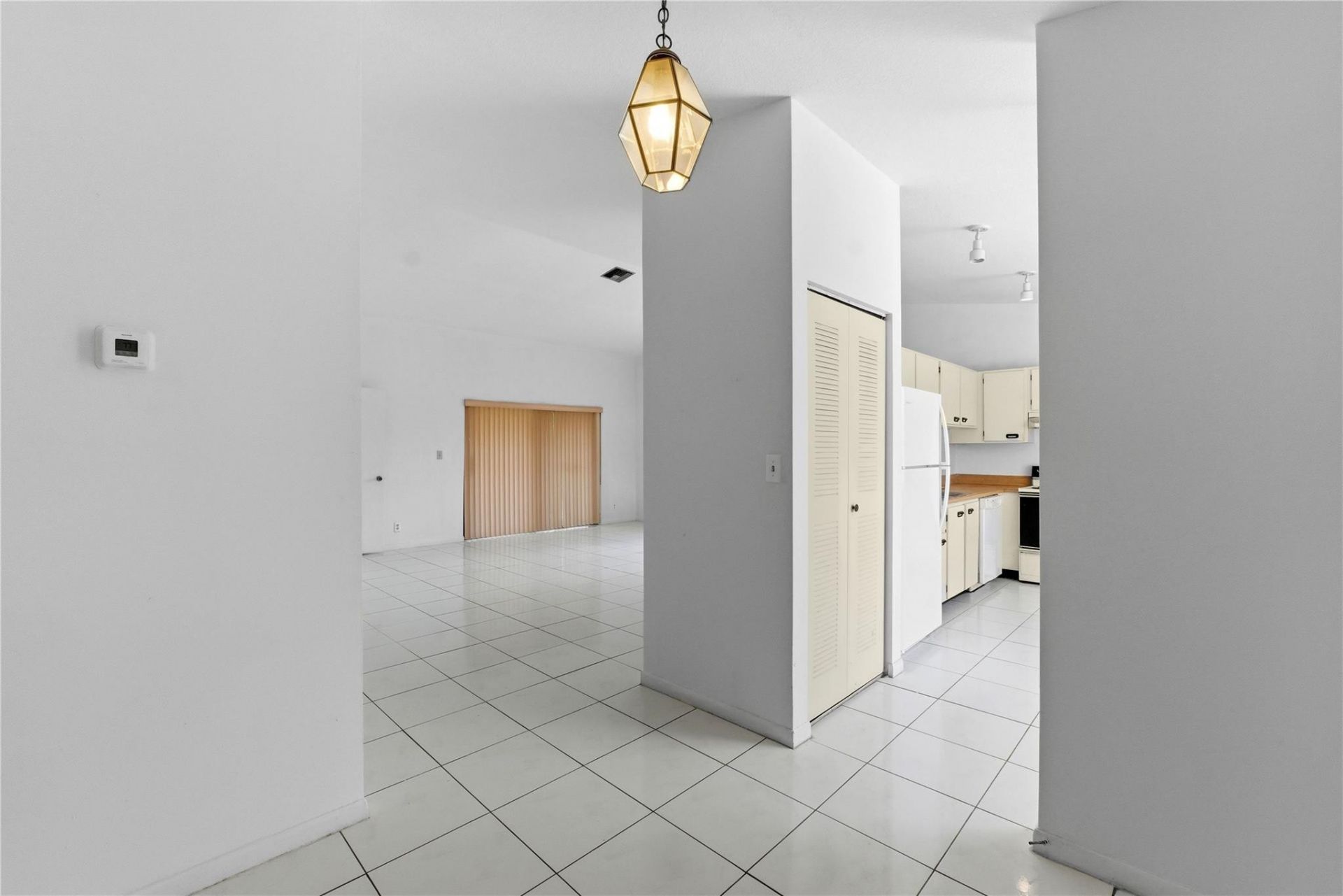 7520 NW 88th Terrace, Tamarac, FL 33321 Photo