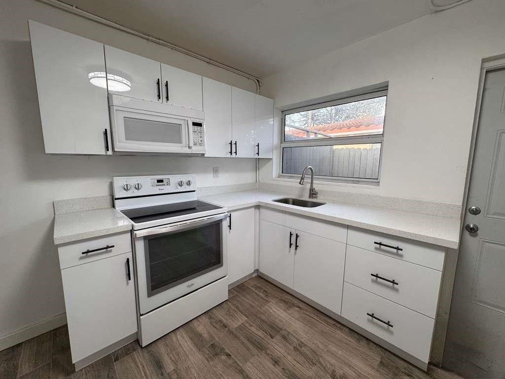 3350 Powerline Road, Unit 2, Fort Lauderdale, FL 33309 Photo