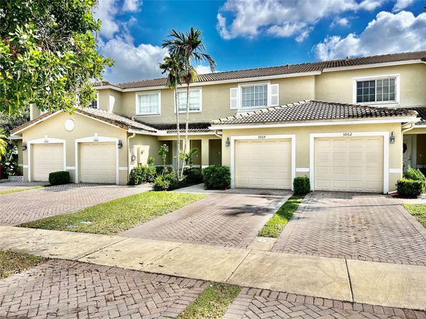 5964 Abbey Rd, Unit 5964, Tamarac, FL 33321