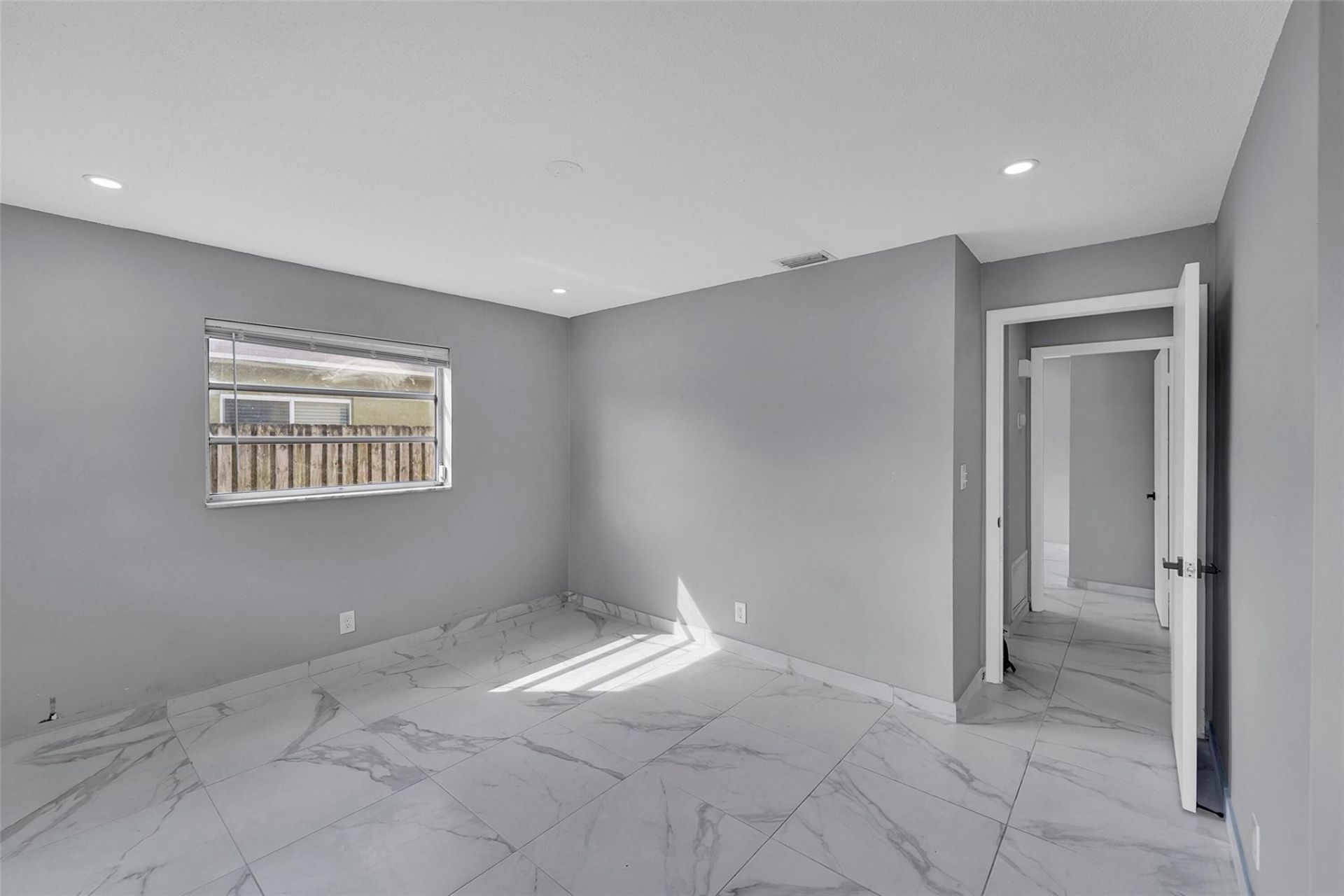 4681 SW 43rd Terrace, Fort Lauderdale, FL 33314 Photo