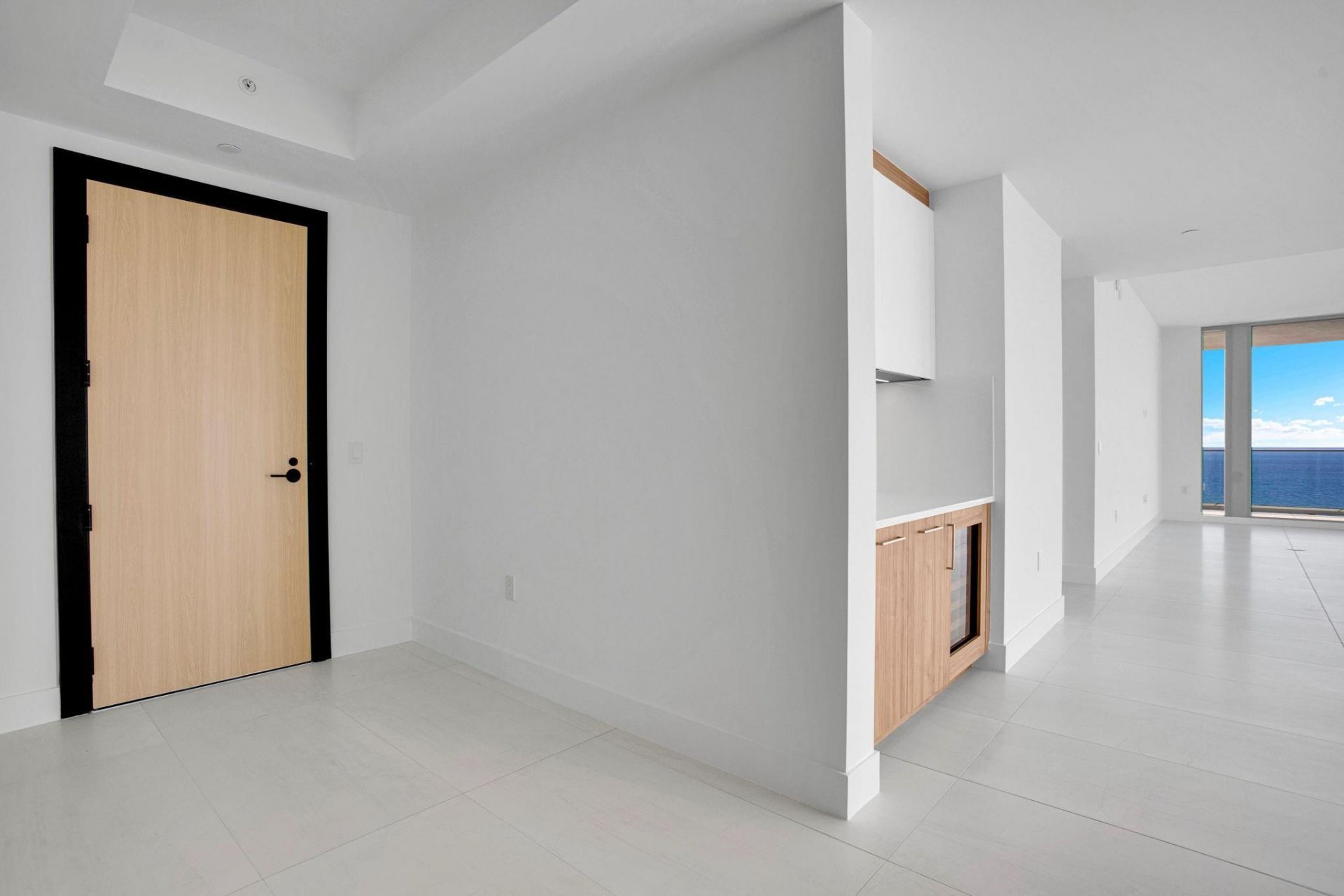 151 N Seabreeze Blv, Unit E-2501, Fort Lauderdale, FL 33304 Photo