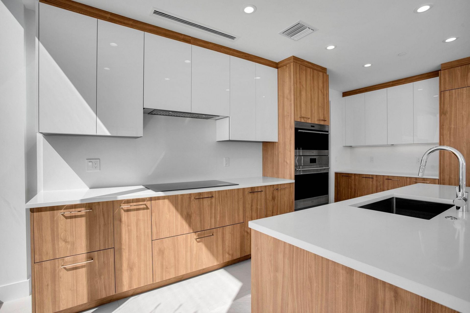 151 N Seabreeze Blv, Unit E-2501, Fort Lauderdale, FL 33304 Photo