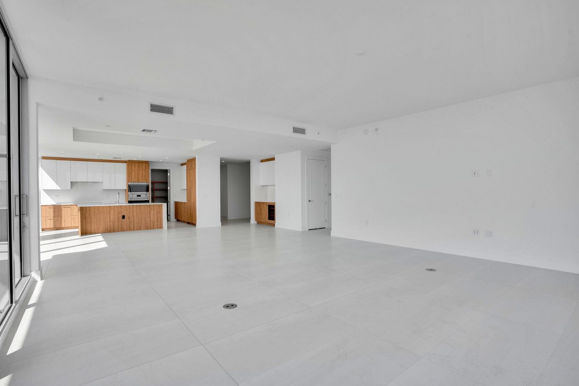 151 N Seabreeze Blv, Unit E-2501, Fort Lauderdale, FL 33304 Photo