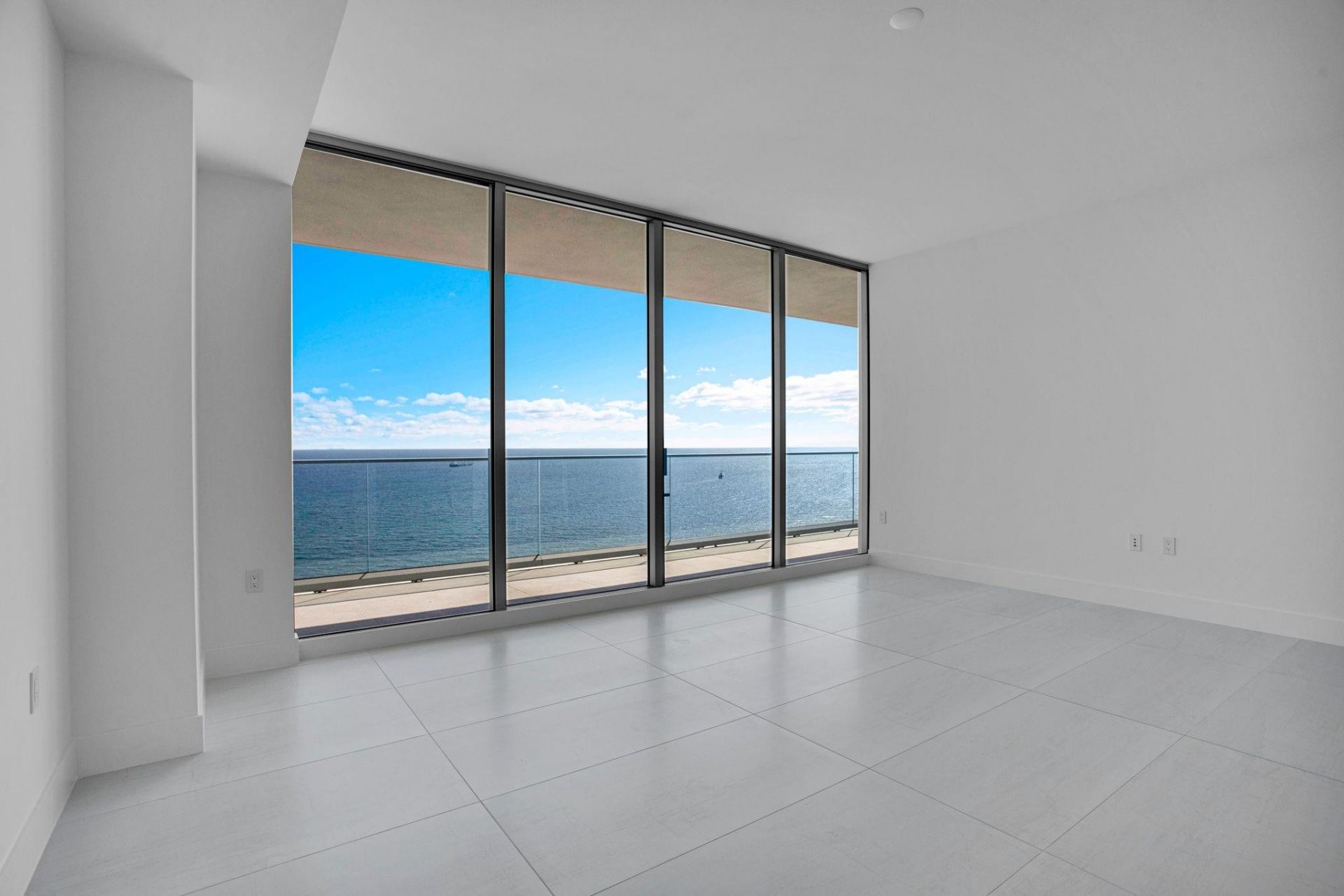 151 N Seabreeze Blv, Unit E-2501, Fort Lauderdale, FL 33304 Photo