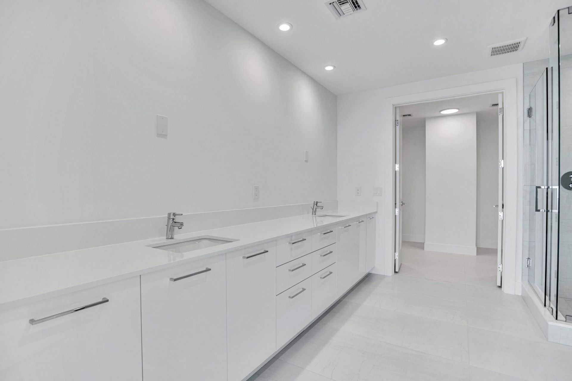 151 N Seabreeze Blv, Unit E-2501, Fort Lauderdale, FL 33304 Photo