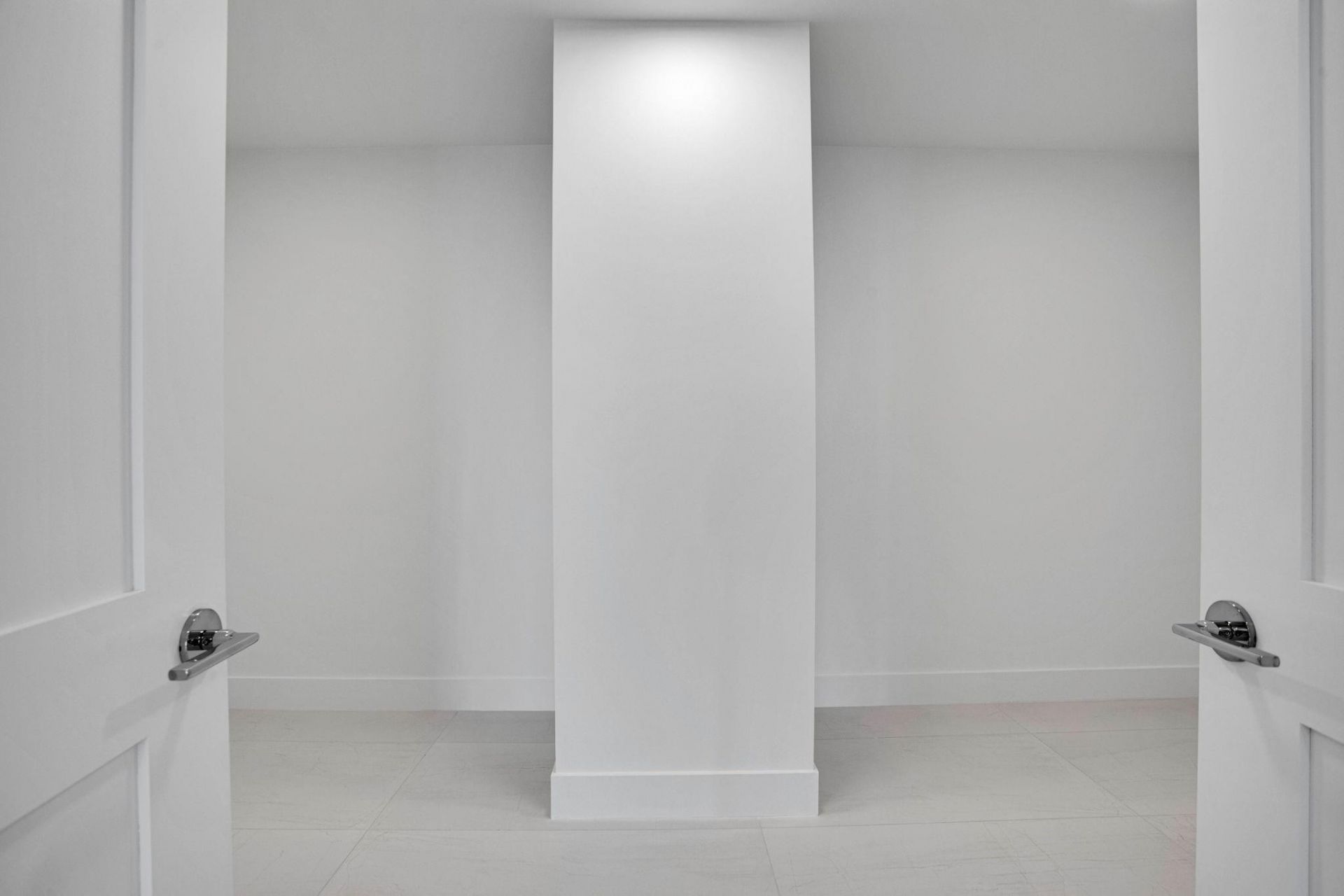 151 N Seabreeze Blv, Unit E-2501, Fort Lauderdale, FL 33304 Photo