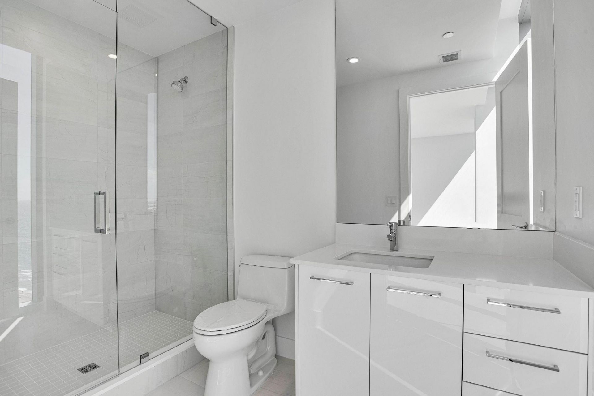 151 N Seabreeze Blv, Unit E-2501, Fort Lauderdale, FL 33304 Photo