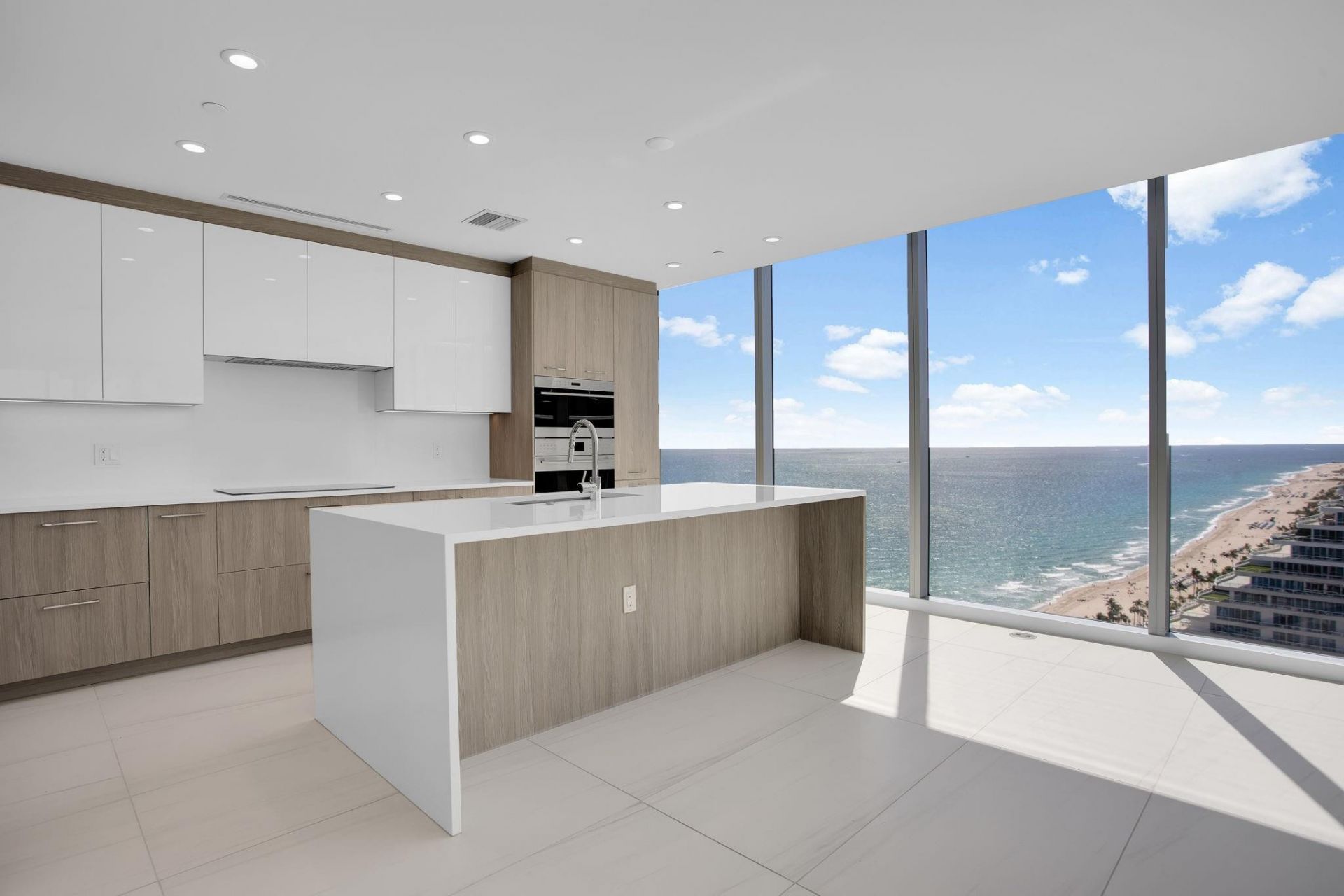 151 N Seabreeze Boulevard, Unit E-2502, Fort Lauderdale, FL 33304 Photo