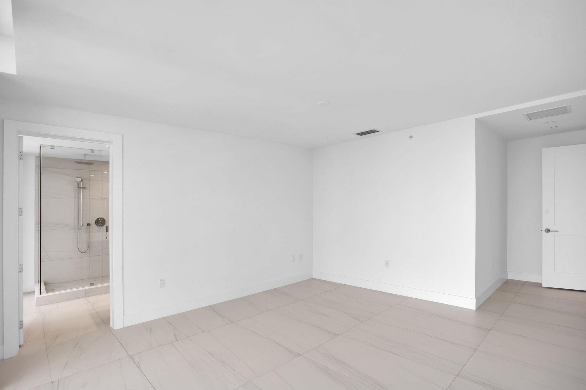 151 N Seabreeze Boulevard, Unit E-2502, Fort Lauderdale, FL 33304 Photo