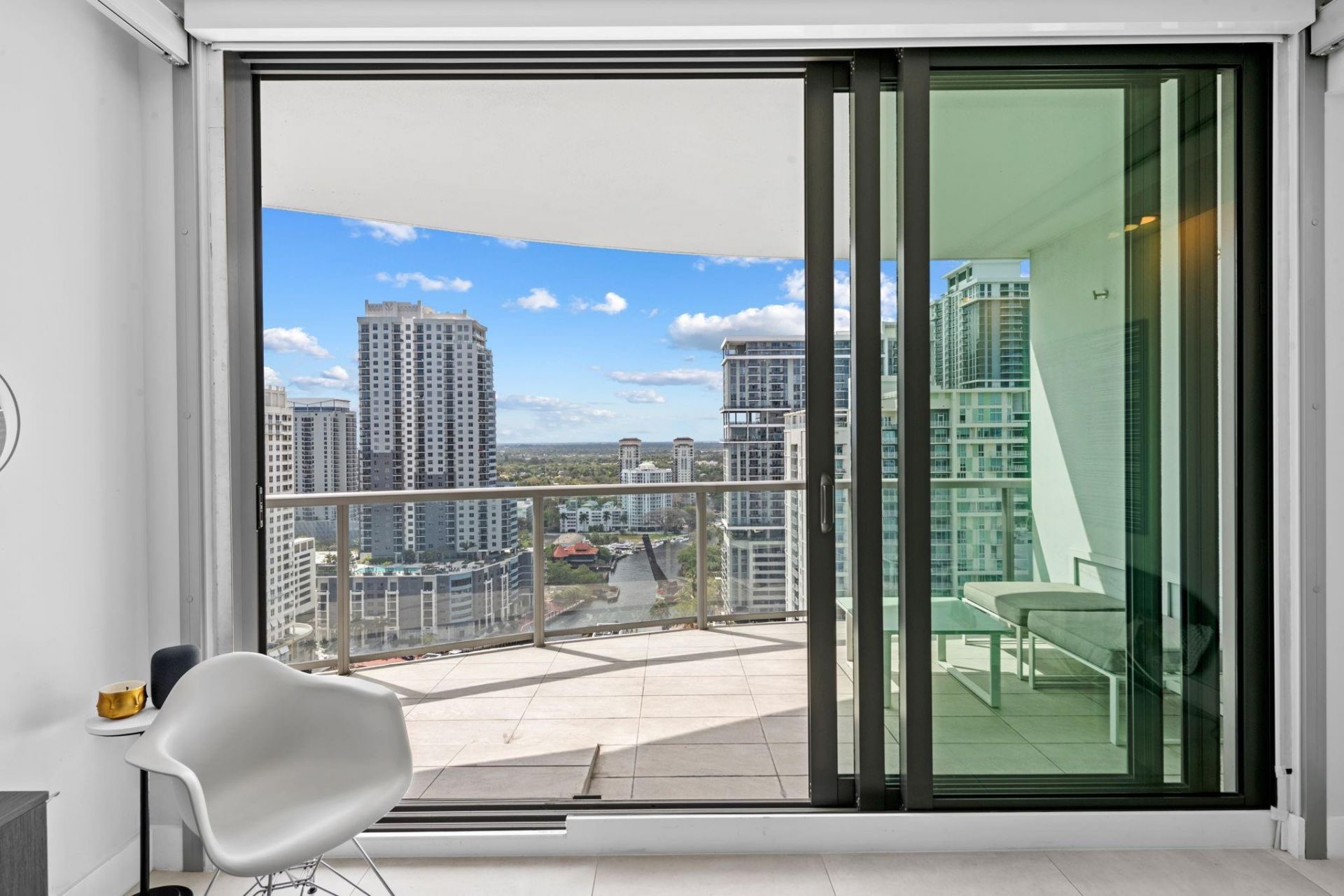 100 E Las Olas Boulevard, Unit 2404, Fort Lauderdale, FL 33301 Photo