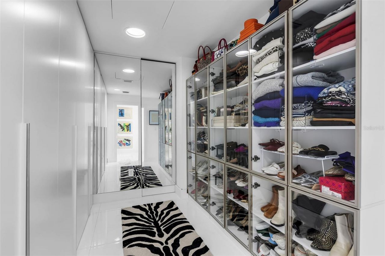 1306 S Lake Shore Drive, Sarasota, FL 34231 Photo