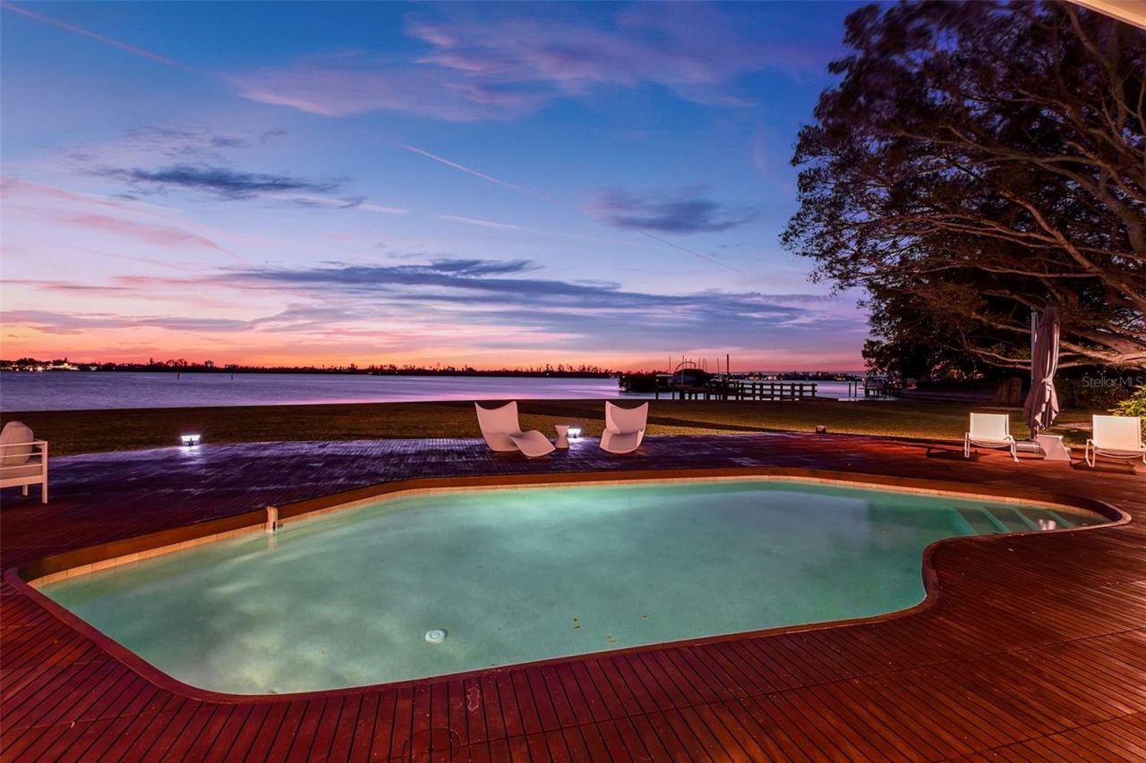 1306 S Lake Shore Drive, Sarasota, FL 34231 Photo