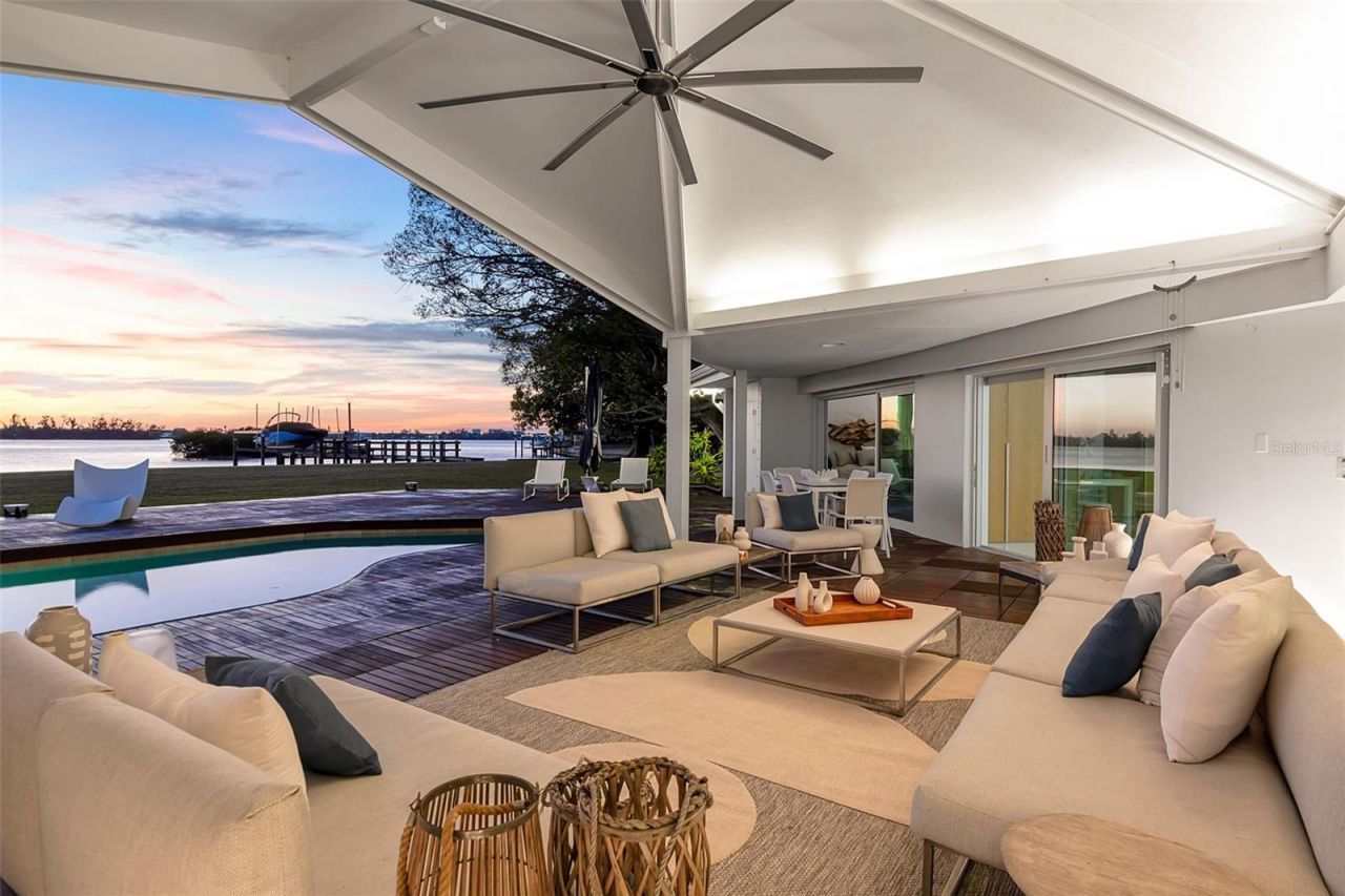 1306 S Lake Shore Drive, Sarasota, FL 34231 Photo