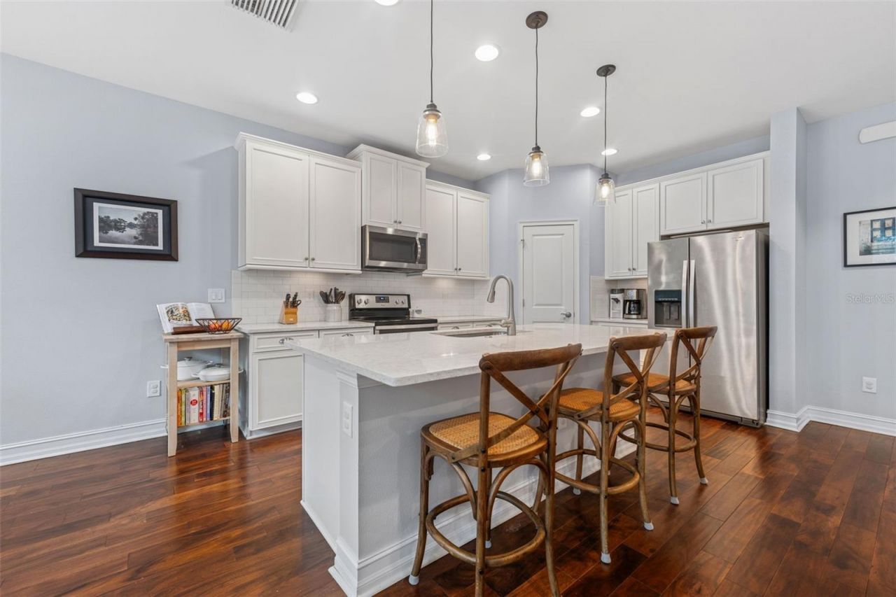 8011 Red Orchard Court, Tampa, FL 33635 Photo