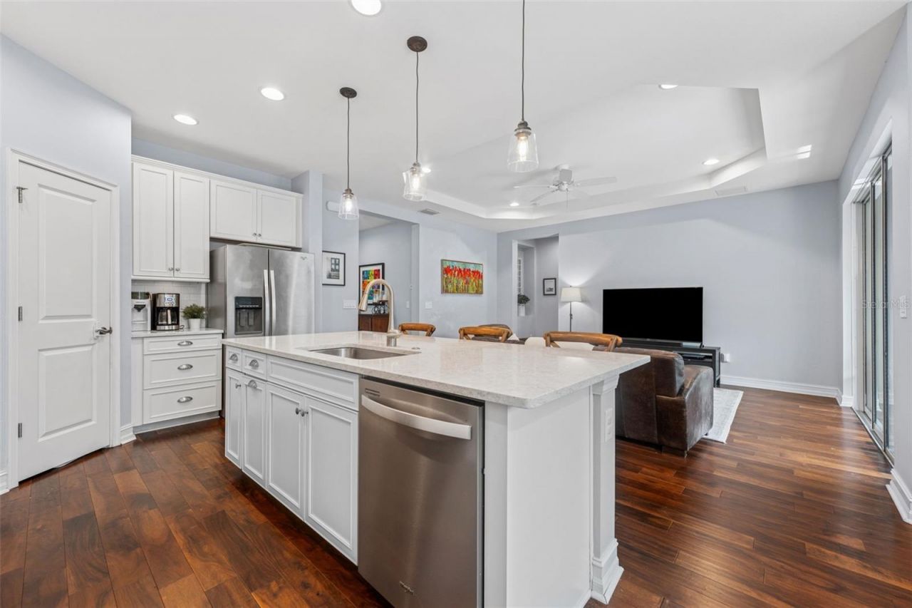 8011 Red Orchard Court, Tampa, FL 33635 Photo