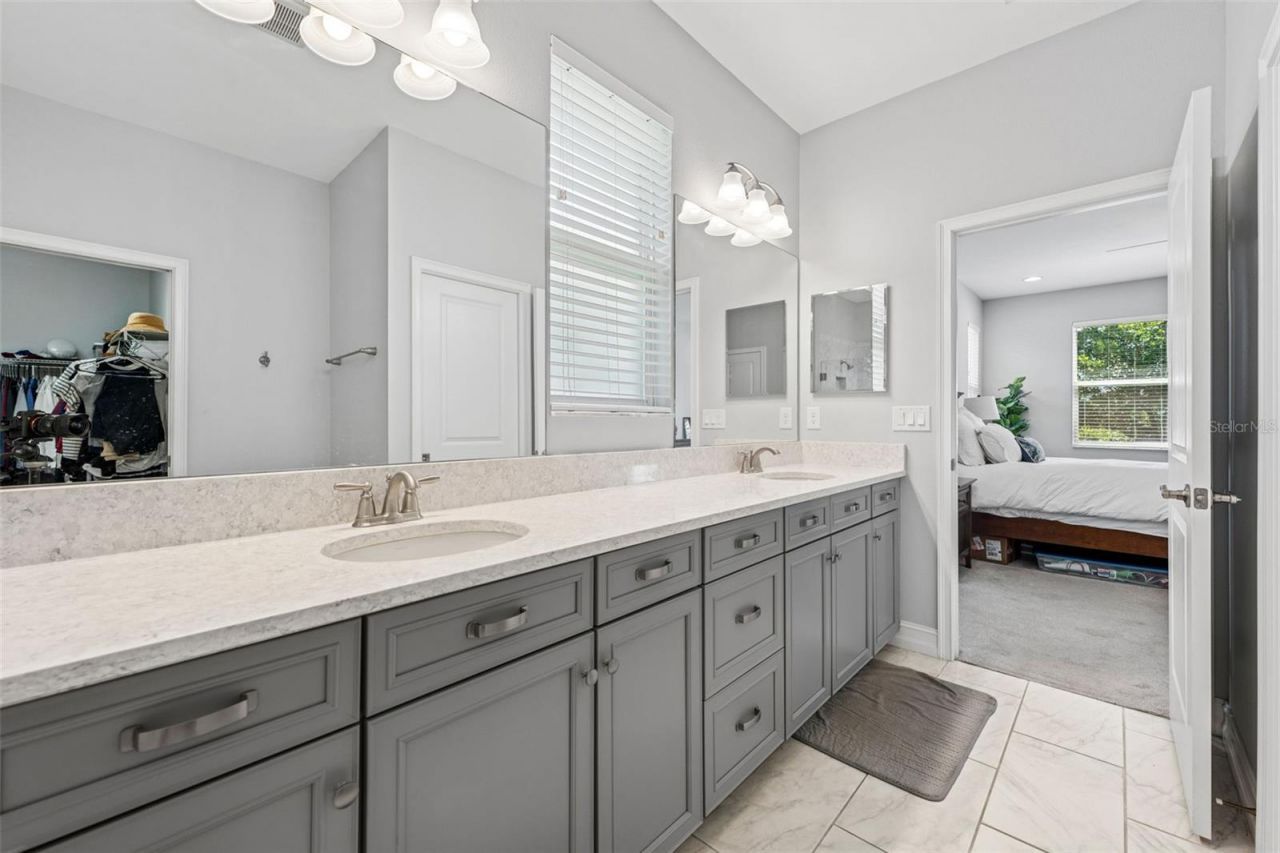 8011 Red Orchard Court, Tampa, FL 33635 Photo