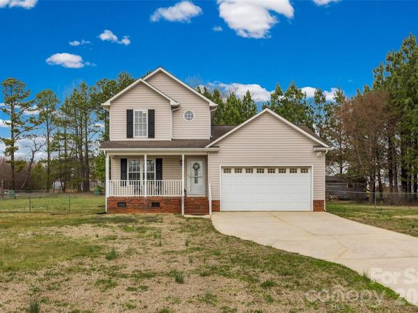4660 Garys Place, Crouse, NC 28033