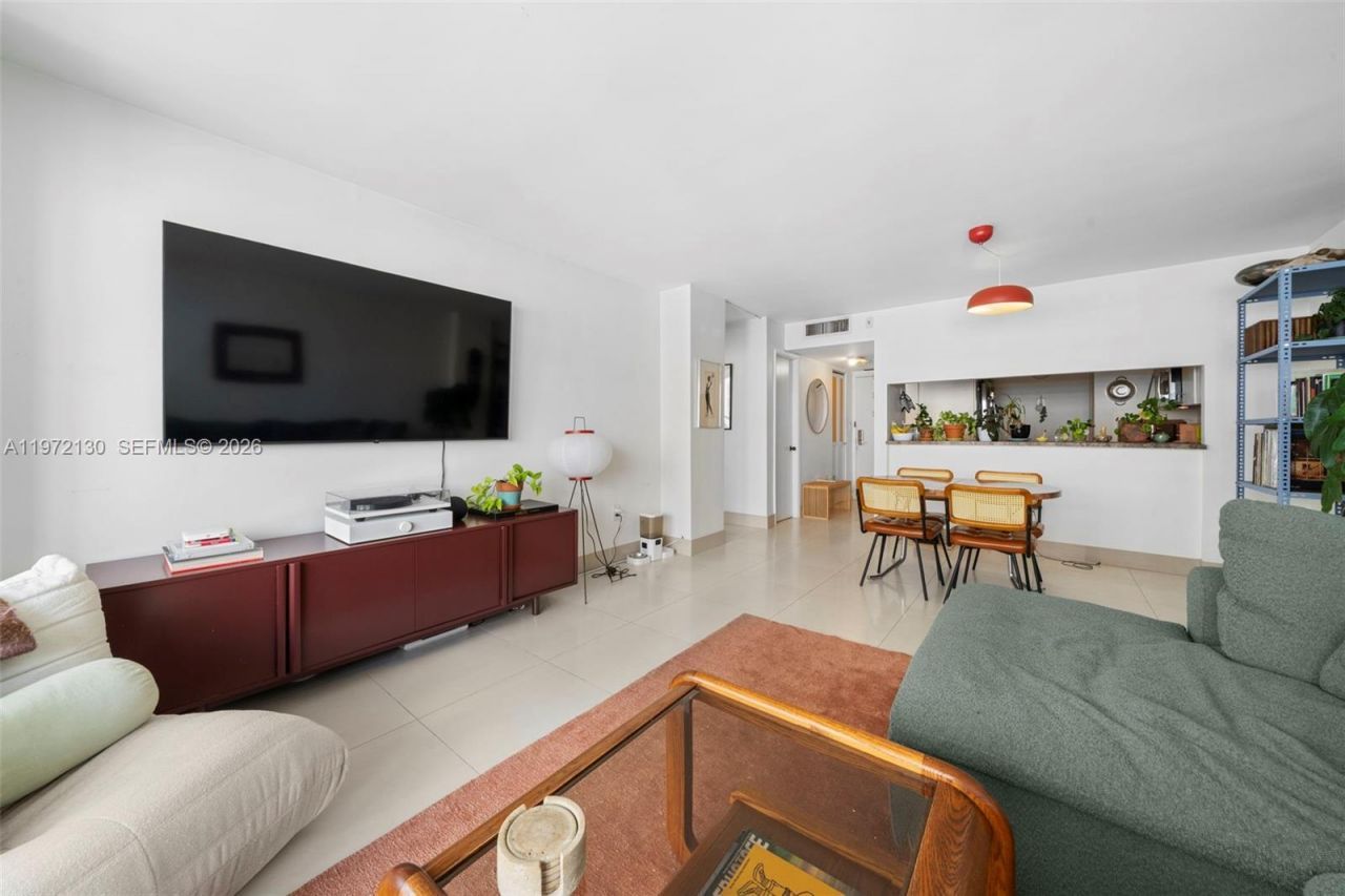 600 NE 36th St , Unit 1815, Miami, FL 33137 Photo