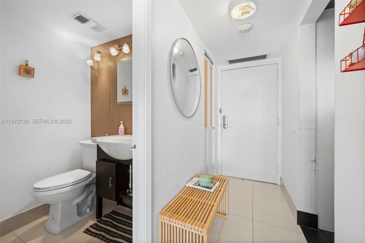 600 NE 36th St , Unit 1815, Miami, FL 33137 Photo